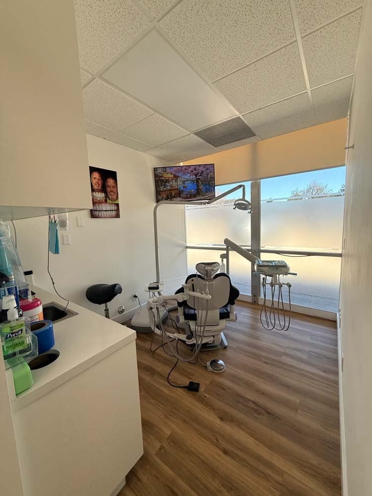 Implants 4 Life treatment room ready for care